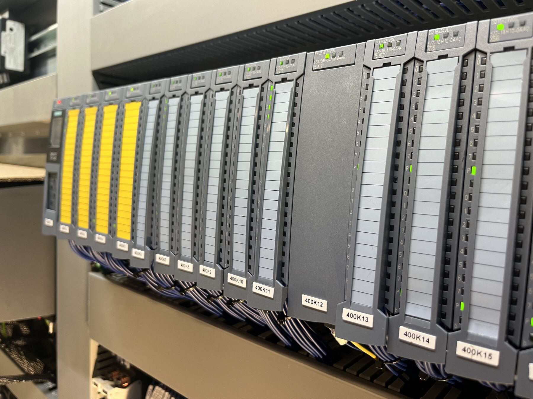 PLC Siemens S7-1500 - quadro di automazione per impianto chimico